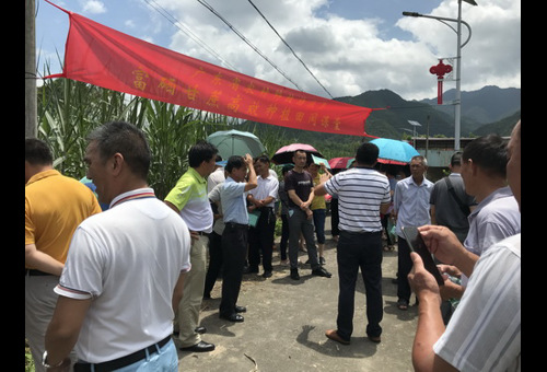 广东甘蔗学会党支部与大埔县高陂镇陂村党支部开展乡村振兴主题党日活动