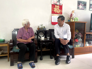 省科协开展“七一”走访慰问活动