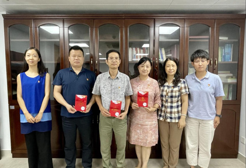 省科协合作交流部党支部开展主题党日活动