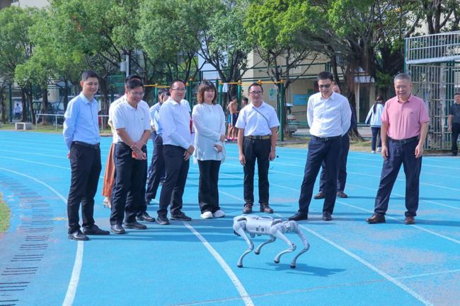 1761310605674301 1761310605674301