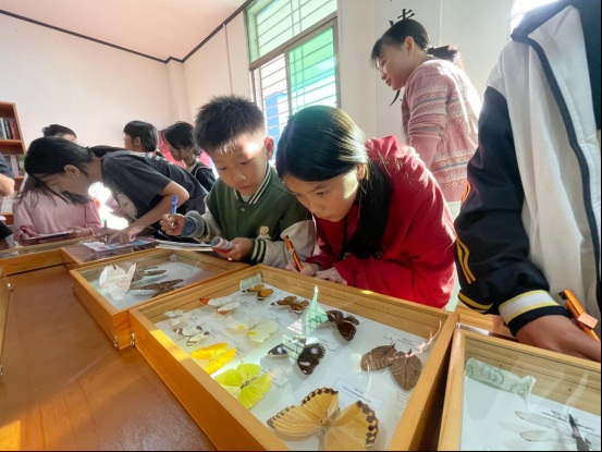 揭阳市科协开展“弘扬科学精神  助力科技创新”活动