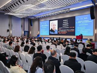 珠海市科协举办“弘扬科学家精神 钱学森大先生爱国情怀”科普宣讲进校园活动