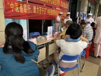 湛江市赤坎区科协开展“睦邻聚心・雷锋同行”学雷锋邻里节活动