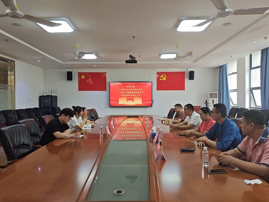 4月10日上午，从化区科协周文成主席带队到广州华夏职业学院开展调研交流