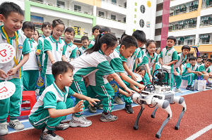 2026年科技活动周暨广东“电力之光”科普下乡活动（清远站）举办
